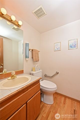 1529 Ilwaco Avenue NE, Renton, WA 98059