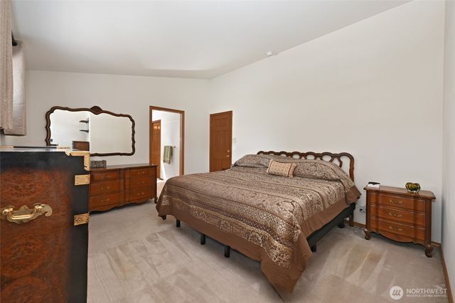 1529 Ilwaco Avenue NE, Renton, WA 98059