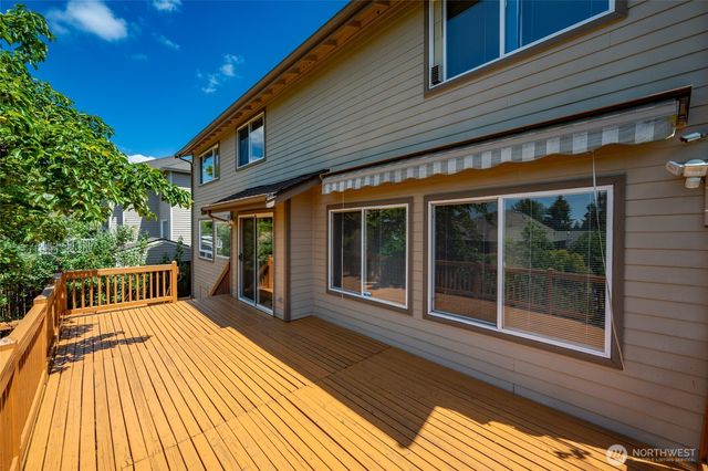1529 Ilwaco Avenue NE, Renton, WA 98059
