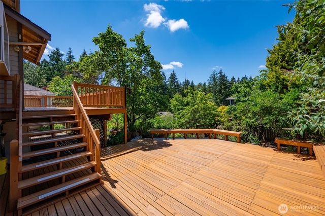 1529 Ilwaco Avenue NE, Renton, WA 98059