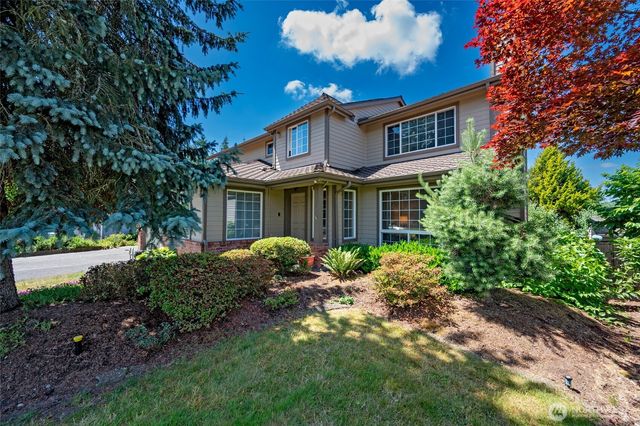 1529 Ilwaco Avenue NE, Renton, WA 98059