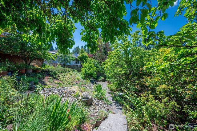 1529 Ilwaco Avenue NE, Renton, WA 98059