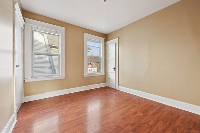 31 Sheffield Street, Waterbury, CT 06704