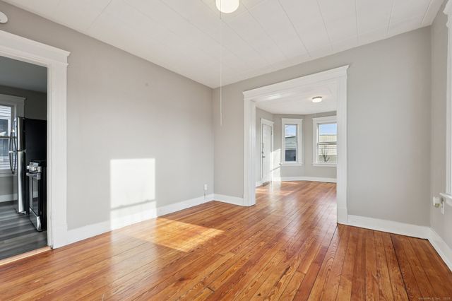 31 Sheffield Street, Waterbury, CT 06704