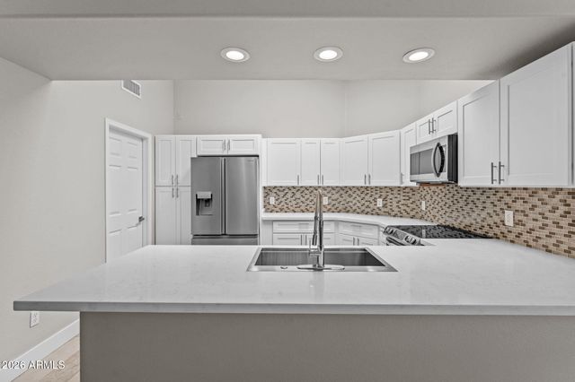 14535 W ZUNI Trail, Surprise, AZ 85374