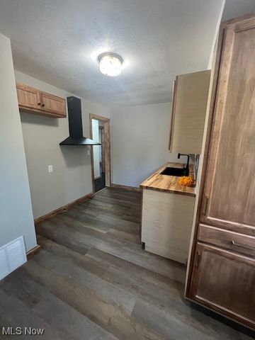 19819 Harvard Avenue, Warrensville Heights, OH 44122