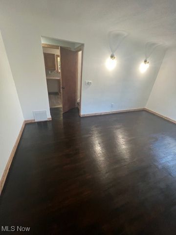 19819 Harvard Avenue, Warrensville Heights, OH 44122