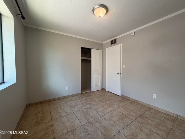 1354 W Sonora Street, Tucson, AZ 85745