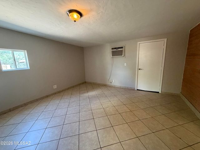 1354 W Sonora Street, Tucson, AZ 85745
