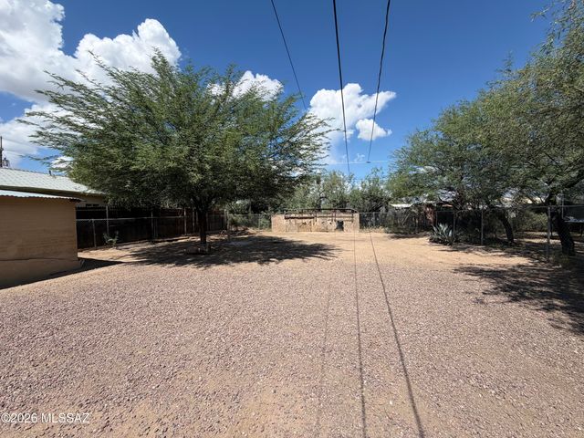 1354 W Sonora Street, Tucson, AZ 85745
