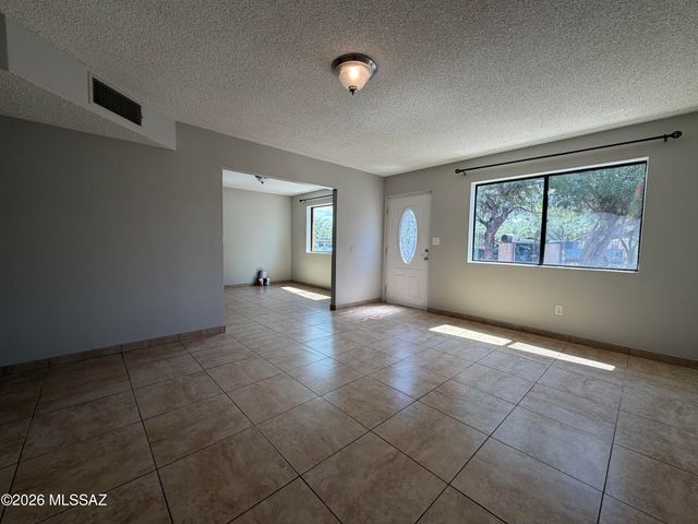 1354 W Sonora Street, Tucson, AZ 85745
