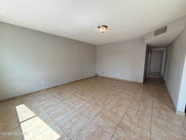 1354 W Sonora Street, Tucson, AZ 85745