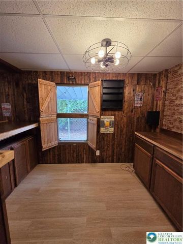 6337 Nisbet Court, Washington Twp, PA 18080