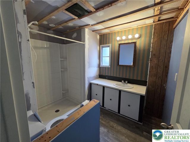 6337 Nisbet Court, Washington Twp, PA 18080