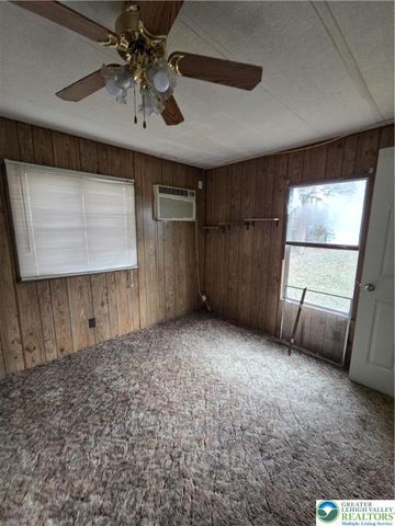 6337 Nisbet Court, Washington Twp, PA 18080