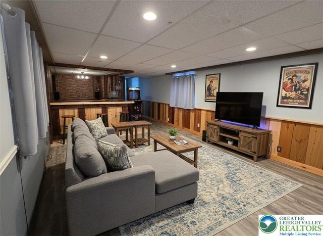 6337 Nisbet Court, Washington Twp, PA 18080