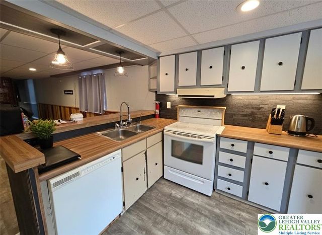 6337 Nisbet Court, Washington Twp, PA 18080