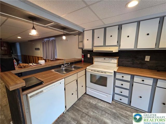 6337 Nisbet Court, Washington Twp, PA 18080