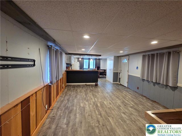 6337 Nisbet Court, Washington Twp, PA 18080