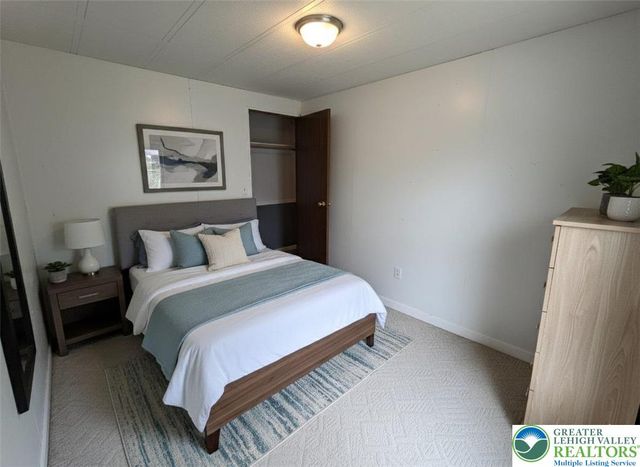 6337 Nisbet Court, Washington Twp, PA 18080