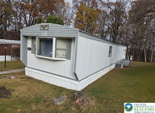 6337 Nisbet Court, Washington Twp, PA 18080