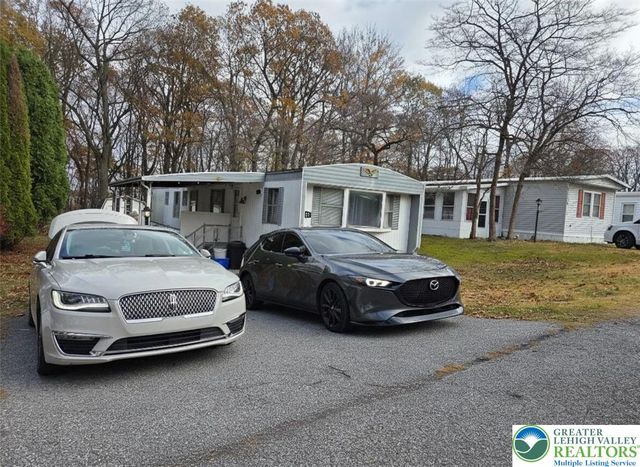 6337 Nisbet Court, Washington Twp, PA 18080