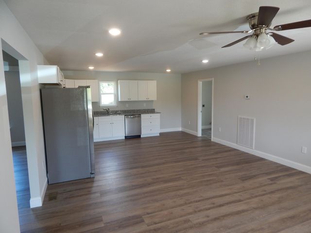 147 County Road 537, Etowah, TN 37331