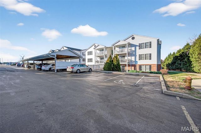 2514 Coppergate Square Drive K, St Louis, MO 63129