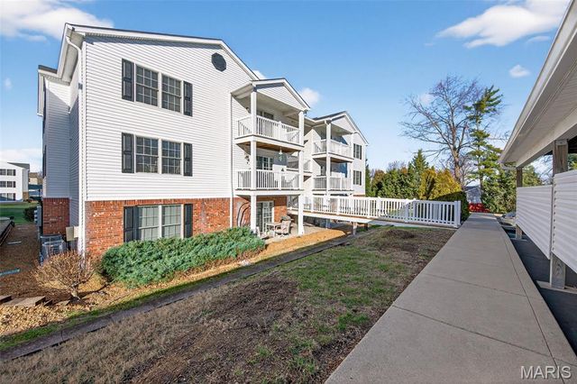 2514 Coppergate Square Drive K, St Louis, MO 63129