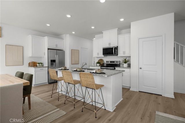 11841 Arborist Way, Fontana, CA 92337