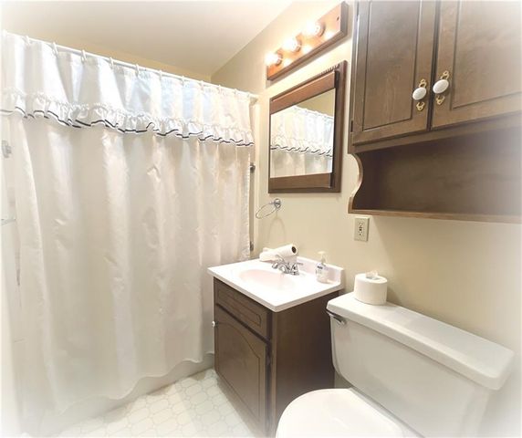 1711 Seneca Street, Leavenworth, KS 66048