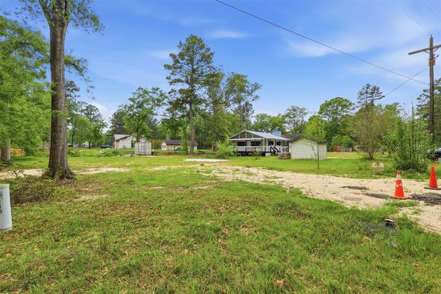 26462 Spanish Oaks Drive, New Caney, TX 77357