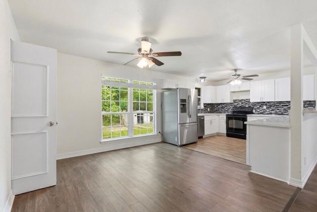 26462 Spanish Oaks Drive, New Caney, TX 77357