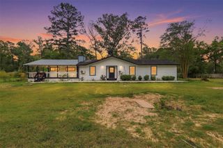 26462 Spanish Oaks Drive, New Caney, TX 77357