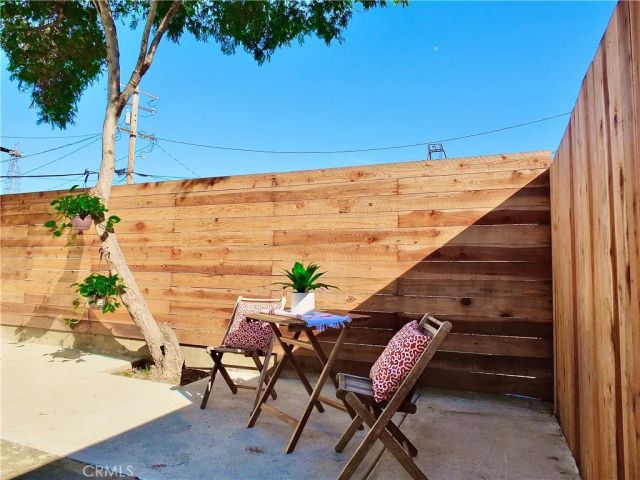 2618 Lime Ave, Signal Hill, CA 90755
