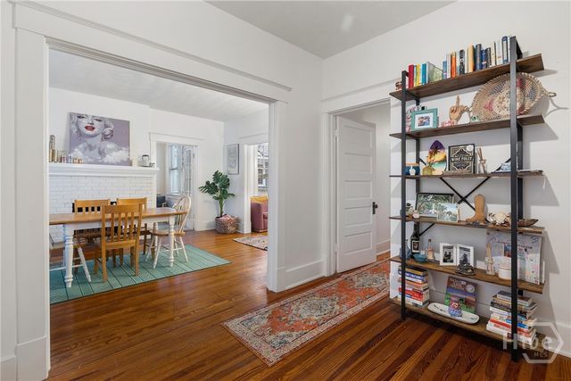 201 E 49th Street, Savannah, GA 31405