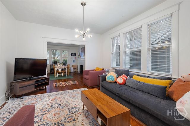 201 E 49th Street, Savannah, GA 31405