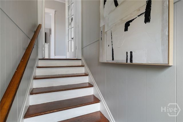 201 E 49th Street, Savannah, GA 31405