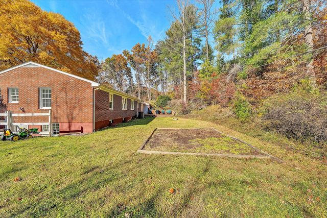 2320 Grassy Hill RD, Rocky Mount, VA 24151
