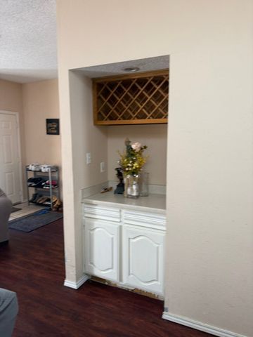 1603 Raton Drive, Arlington, TX 76018