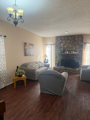 1603 Raton Drive, Arlington, TX 76018