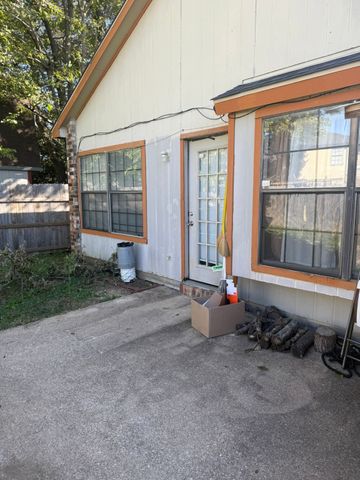 1603 Raton Drive, Arlington, TX 76018