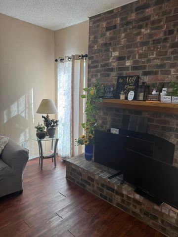 1603 Raton Drive, Arlington, TX 76018