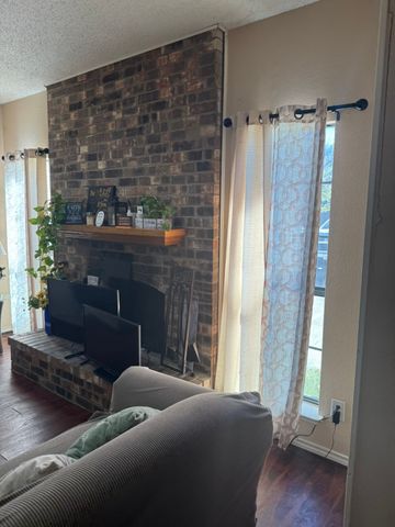 1603 Raton Drive, Arlington, TX 76018