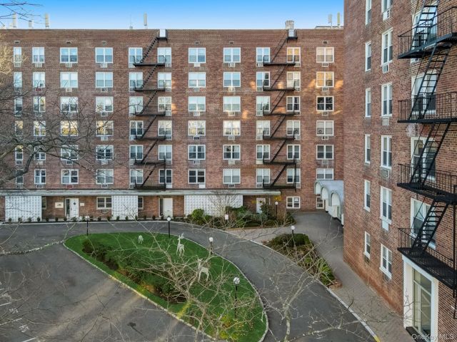 54-44 Little Neck Parkway 2A, Little Neck, NY 11362