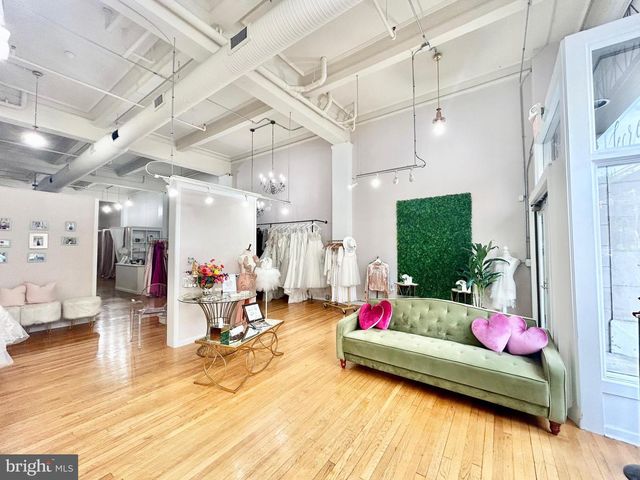 341 N CHARLES ST, Baltimore, MD 21201