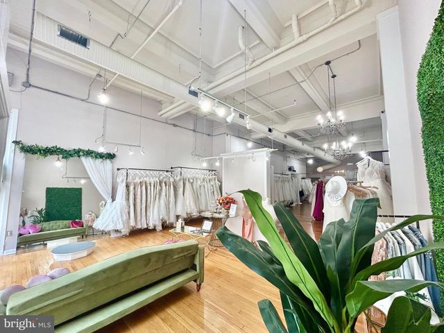 341 N CHARLES ST, Baltimore, MD 21201