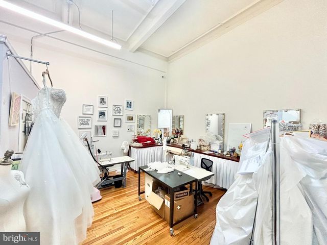 341 N CHARLES ST, Baltimore, MD 21201