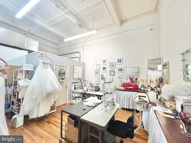 341 N CHARLES ST, Baltimore, MD 21201