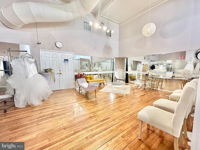 341 N CHARLES ST, Baltimore, MD 21201